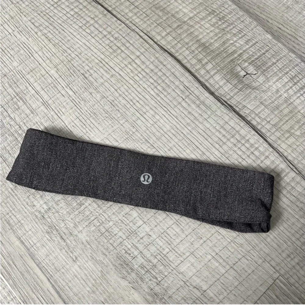 LULULEMON Fly Away Tamer Headband Gray One Size